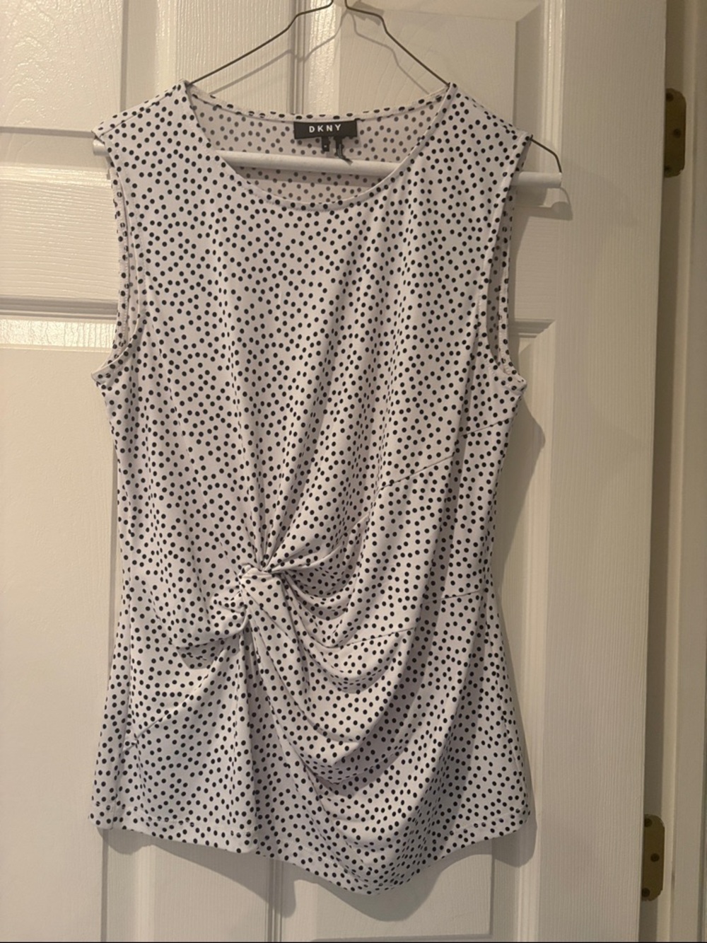 DKNY White and Black Polka Dot Sleeveless Twist-Front Top